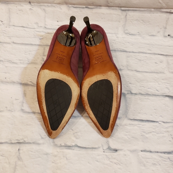 Donald J Pliner | Treva Cranberry suede heel in size 10 - Picture 6 of 9